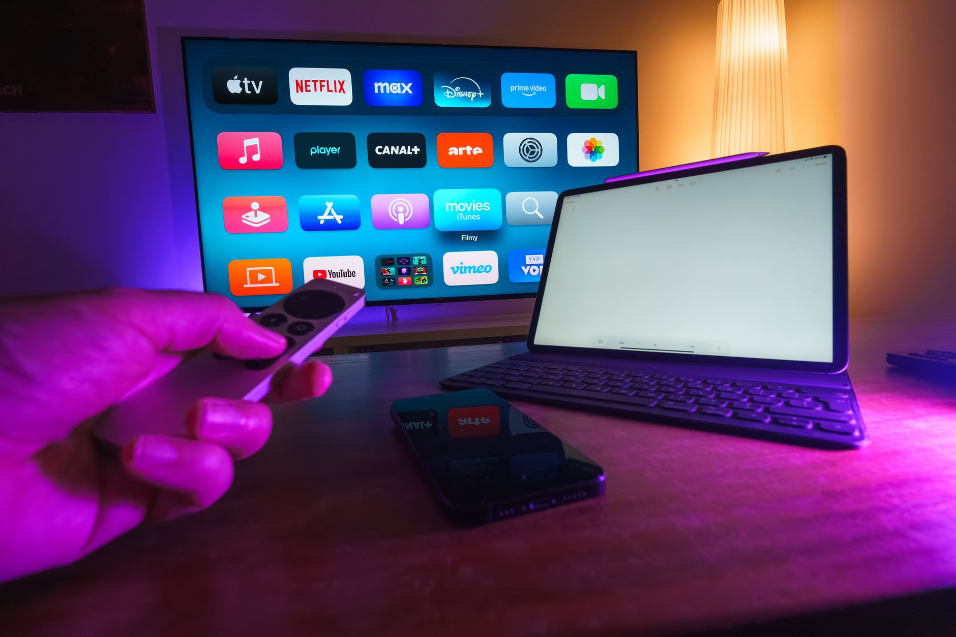 World IPTV installation: app på smart-tv